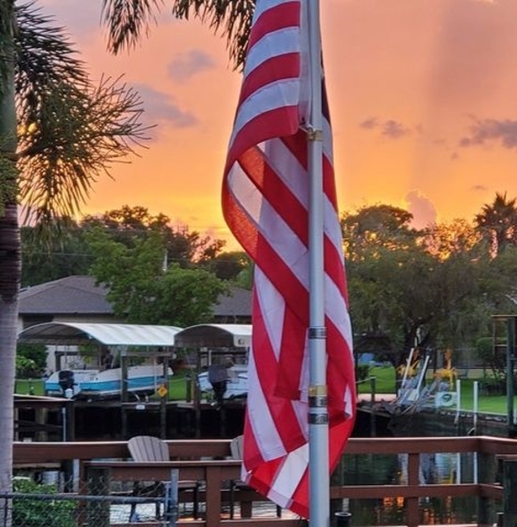 Profile Picture of Stefanie Speropolous campbell (@stefanie460) on Poshmark