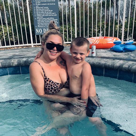 Profile Picture of Samantha Cramblett (@s_cramblett) on Poshmark