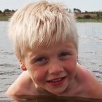 Profile Picture of Buster Jacobsen (@kxd_bluebarry) on Instagram