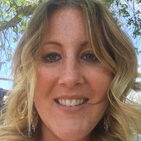 Profile Picture of Mikell Della-Lucia (@llekim821) on Pinterest