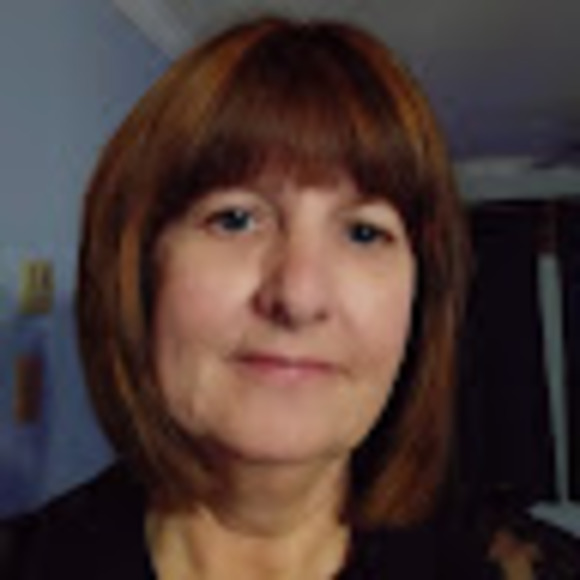 Profile Picture of Guylaine Mclaughlin (@guylainemclaugh) on Poshmark