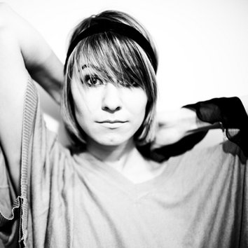 Profile Picture of Julia Sperling (@Julia_Sperling) on Twitter
