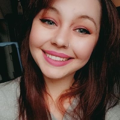 Profile Picture of Savannah Marshall (@savmarshall) on Twitter