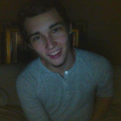 Profile Picture of Trevor Hare (@TrevorZane19) on Twitter