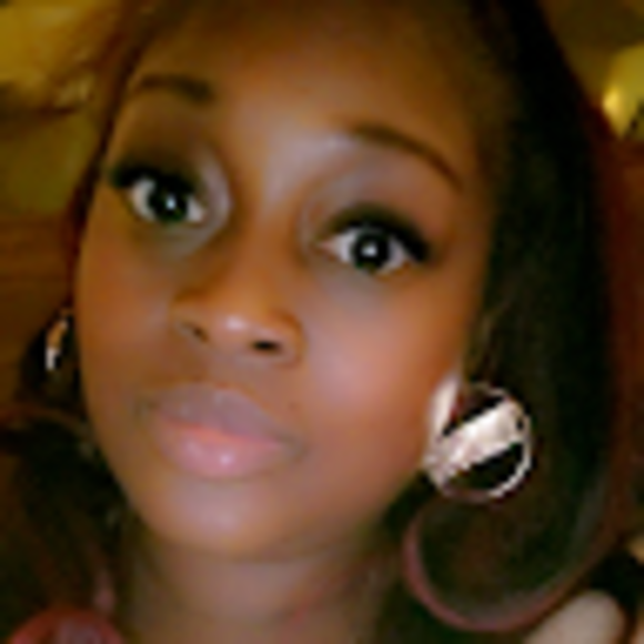 Profile Picture of Cecily Epps (@cecilyepps) on Poshmark