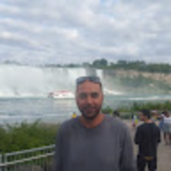 Profile Picture of Mohammad ali Bahmani (@mabahmani1984) on Poshmark