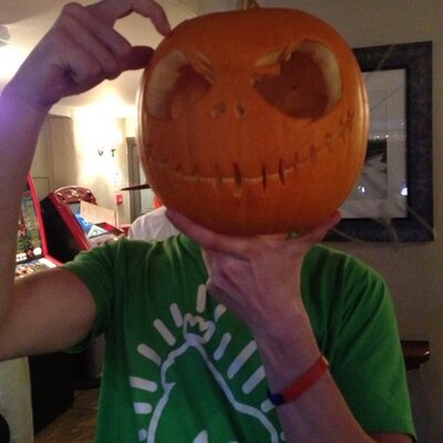 Chris Rowles - Twitter Profile Picture of Chris Rowles (@Swiss_Rowles) on Twitter