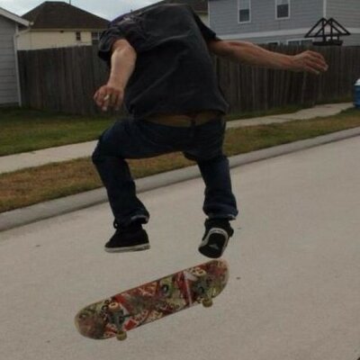 Profile Picture of Andrew Basinski (@skateboardski) on Twitter