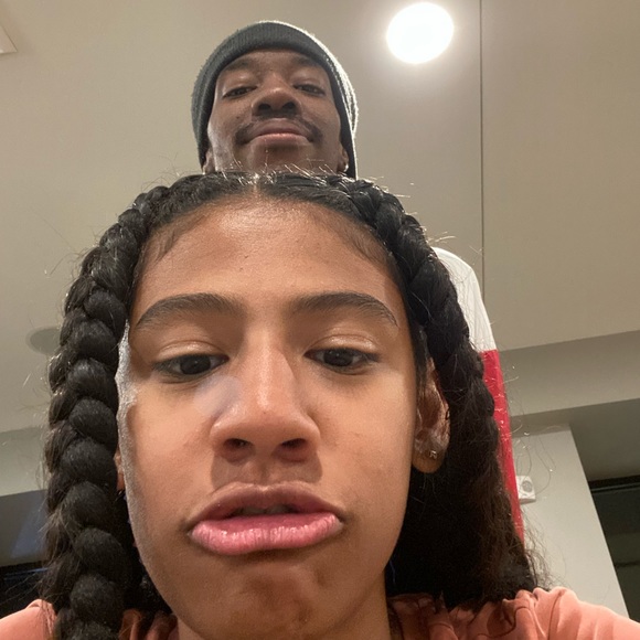 Profile Picture of Nina Goodlow (@817nsg02) on Poshmark