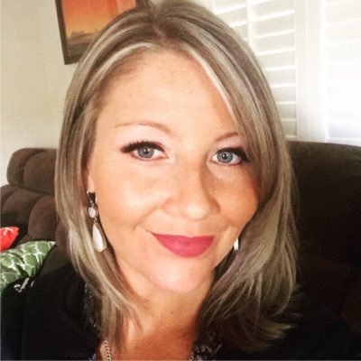 Profile Picture of Aimee Yates (@aimzone11) on Twitter