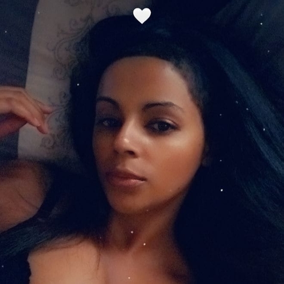 Profile Picture of Adriana Clemente (@adrianaclemente) on Poshmark