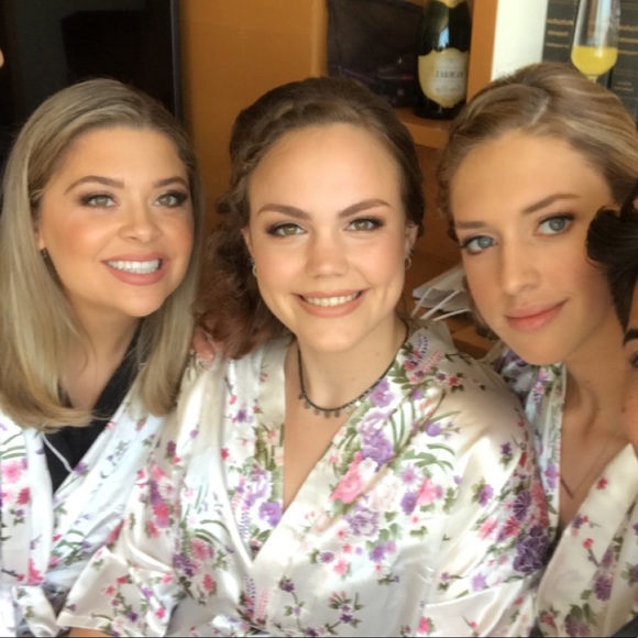 Profile Picture of Alyssa Burrows (@alyssaburrows) on Poshmark