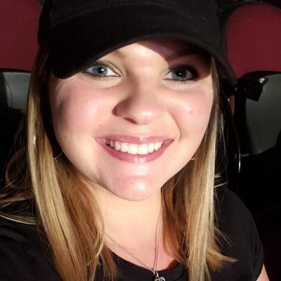Profile Picture of Amber Casey (@chesnut07) on Twitter
