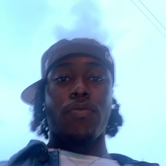 Profile Picture of Bryson Williams (@brysonw0712) on Poshmark