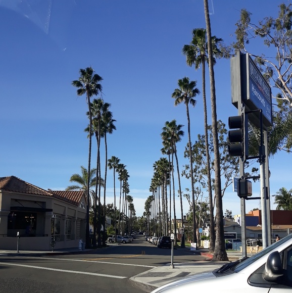 Profile Picture of Carlos Maciel (@lagalaxy20) on Poshmark