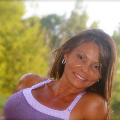 Profile Picture of Mary Ward Parris (@maryparris) on Twitter