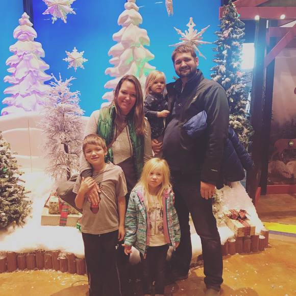 Profile Picture of Denise Brinkmeyer (@dmbrinks) on Poshmark