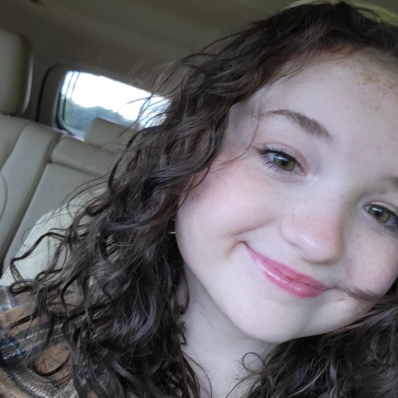 Profile Picture of Lydia Poffenbaugh (@lydpoff11) on Poshmark