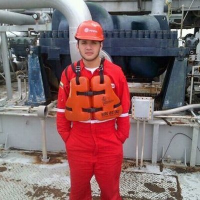 Profile Picture of Manuel Borjas (@Manuelb99) on Twitter