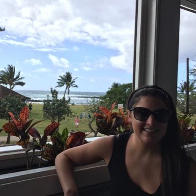 Profile Picture of Libby Pickett Brady (@libbybeth19) on Twitter