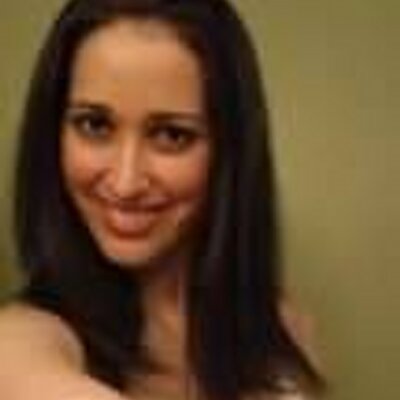 Profile Picture of Vera T. Walker (@Walkezq) on Twitter