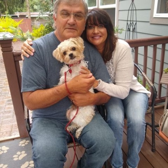 Profile Picture of Jeff n hollie Crist (@jhbcrist) on Poshmark