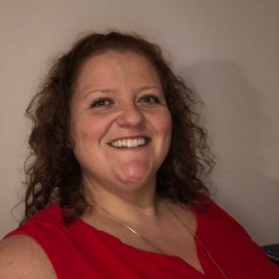 Profile Picture of Elise Beauchamp (@esile77) on Twitter