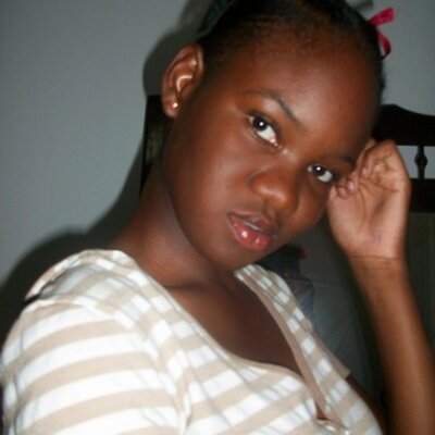 Profile Picture of Apryl Williams (@divachrissi) on Twitter