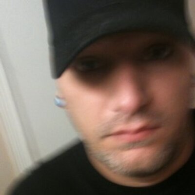 Profile Picture of Eric Blevins (@poo_flinging) on Twitter