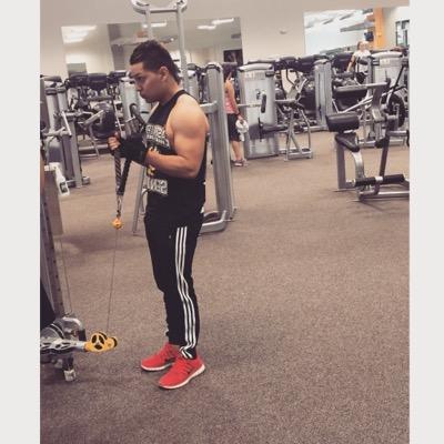 Profile Picture of Aaron Lorenzo (@Aaron02_19) on Twitter