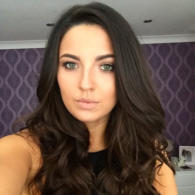 Profile Picture of Amy Simmons (@amysimmons_89) on Twitter