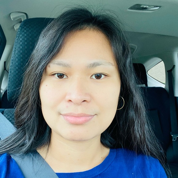 Profile Picture of Maribel Domagas (@mabeldomagas) on Poshmark