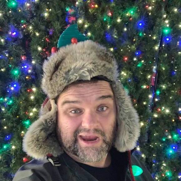 Profile Picture of Patrick Carolan (@pjcarolan) on Poshmark