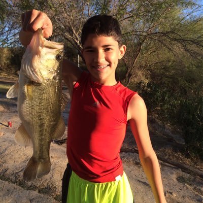 Profile Picture of Ramon Mendiola (@ray_mend88) on Twitter