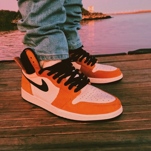 Profile Picture of Irving Sanchez (@irvxing) on Poshmark