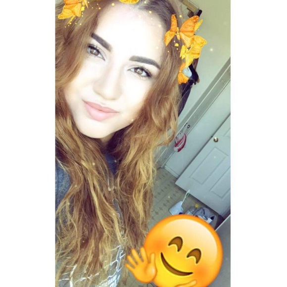 Profile Picture of Grethel Edmiston (@_grethel) on Poshmark