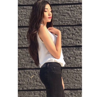 Profile Picture of Rabab Abbas Kazmi. (@rubab733) on Twitter