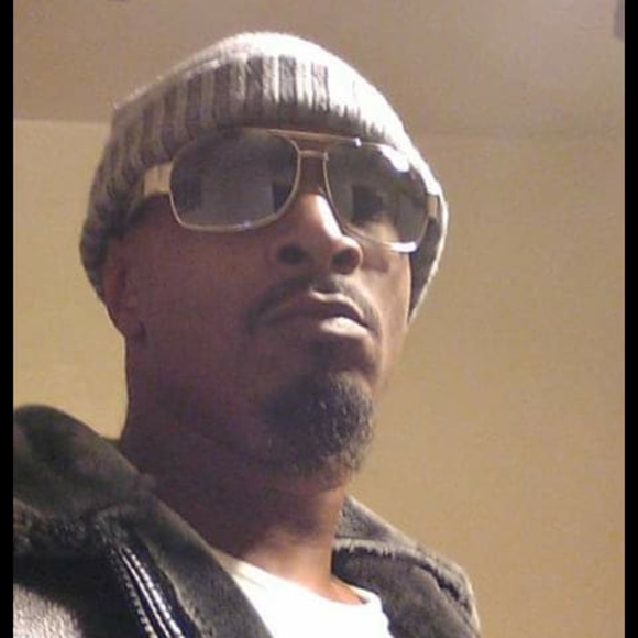 Profile Picture of Turtle Dubbs (@turtledubbs) on Poshmark