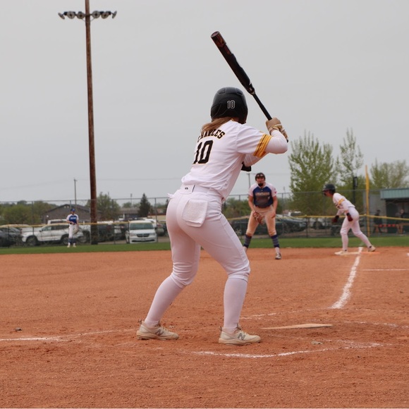 Profile Picture of Kendall Charles (@kendallcharl315) on Poshmark