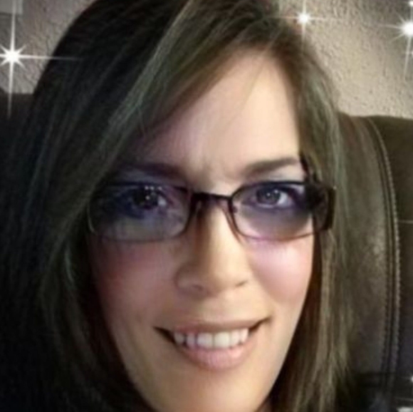 Profile Picture of Jenny Murphy (@1968jenny) on Poshmark