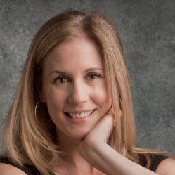 Profile Picture of Beth Engelman (@momonashoe) on Twitter