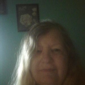 Profile Picture of Sylvia Potter (@SylviaPotter13) on Twitter