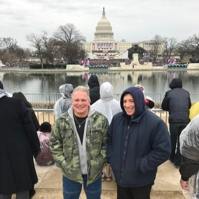 Profile Picture of Steven Carlino (@steven_carlino) on Twitter