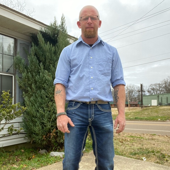 Profile Picture of Jeremy Hanley (@jeremyhanley) on Poshmark