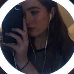 Profile Picture of Julia Tausney (@juliasprivxx) on Instagram