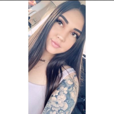 Profile Picture of Marissa Dominguez (@marissaD_09) on Twitter