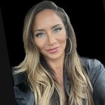 Profile Picture of Catherine (@catherine_iris_) on Instagram