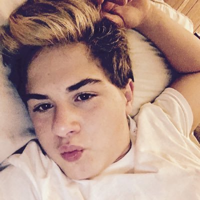 Profile Picture of Matthew Hott  🏳️‍🌈 (@matthew_hott_) on Twitter