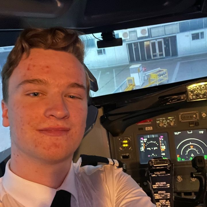 Profile Picture of Iwan Tottle800 (@iwantottle0) on Tiktok