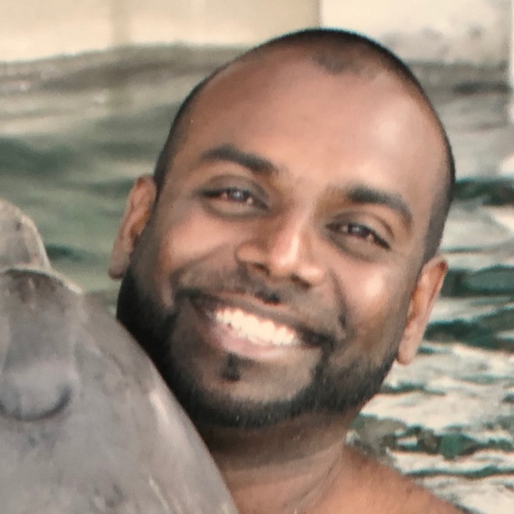 Profile Picture of Suba Subramaniam (@subagan) on Poshmark